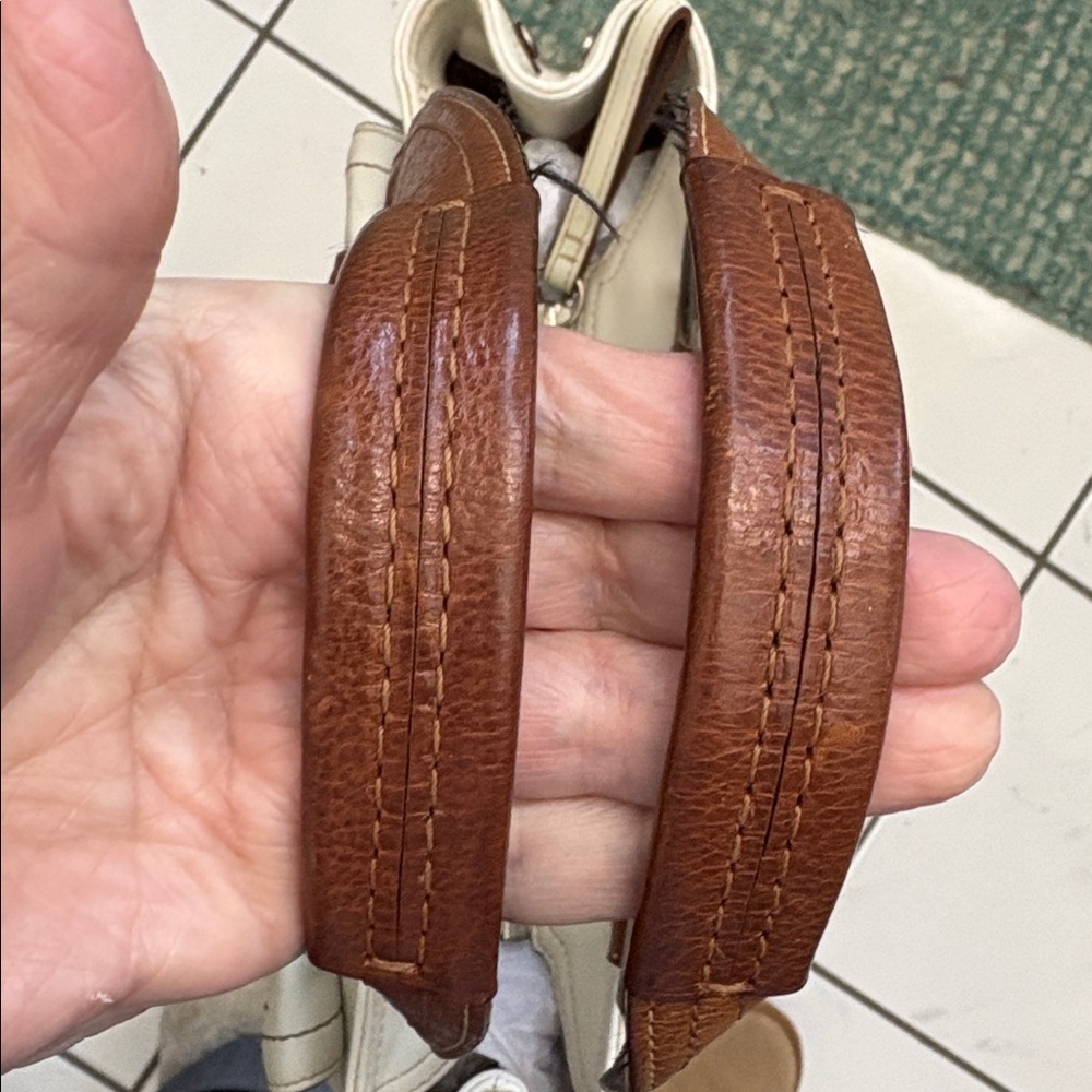 Coach Vintage SoHo satchel shoulder bag leather cream/brown 2 fr buckle pocket - Picture 7 of 17